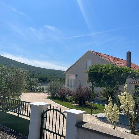 Mediterranean Olive Waterfallskrka-Croatia Villa Gulin Eksteriør bilde